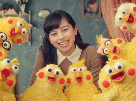 ドコモ・dポイントCMに出演の中条あやみ