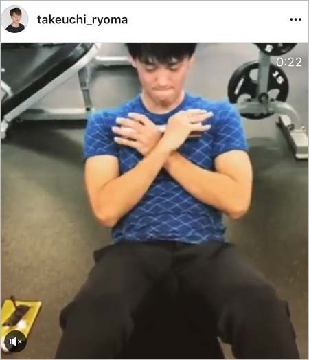 里々佳と竹内涼真の格子柄シャツがお揃い