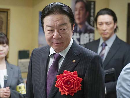 『民衆の敵』第1話ワンシーン4