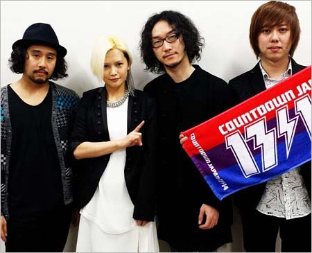 FLOWER FLOWERのメンバー