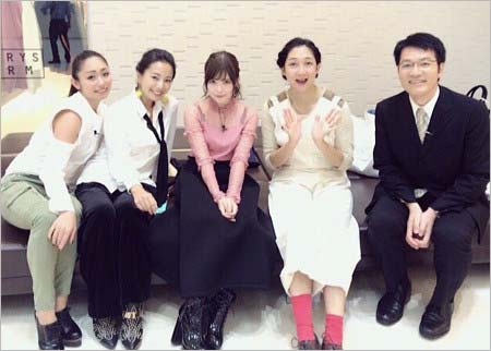 益若つばさの心霊写真2017、足が消えて見える全体