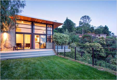 チャールス・ギリングハムの豪邸2階