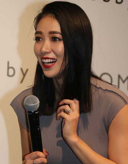 イベントで髪を切った紅蘭