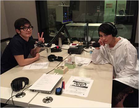 三浦春馬&菅原小春がラジオ番組で共演時のツーショット