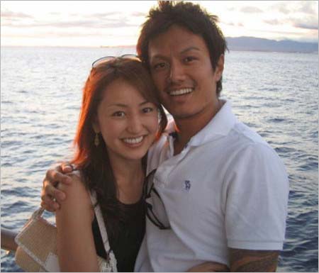 押尾学と矢田亜希子のツーショット写真