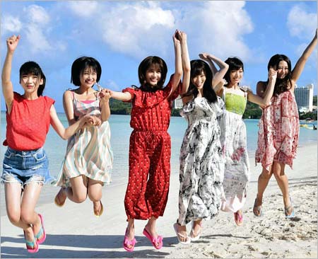 インスタグアマー任命式出席のAKB48グループのメンバー