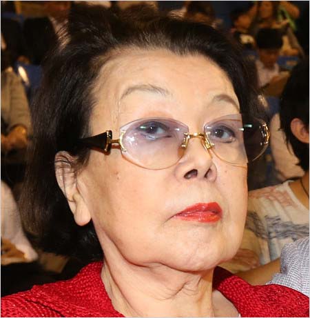 野村沙知代(2015年撮影)