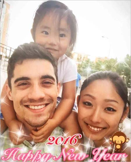 ハビエル・フェルナンデス、安藤美姫、長女・ひまわり 2016年の年明け投稿