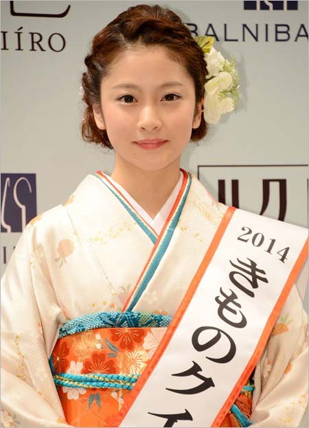 きものクイーンコンテスト2014グランプリの小澤美里