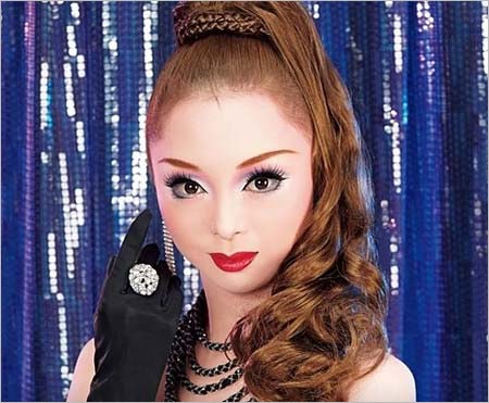 宝塚歌劇団時代の音花ゆり