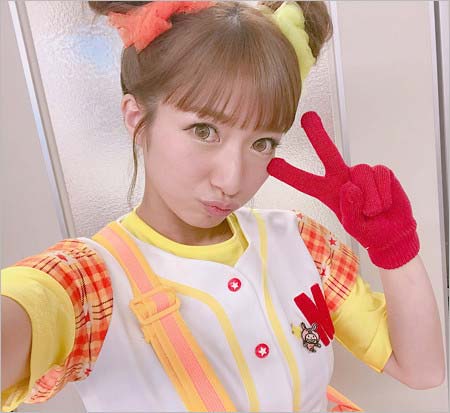 ミニモニ。の衣装を14年ぶりに着用の辻希美の自撮り