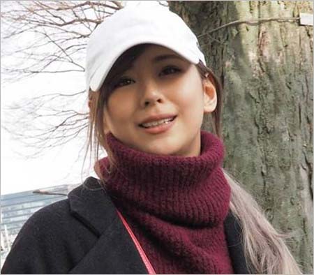 女性自身の取材を受けた西内まりや