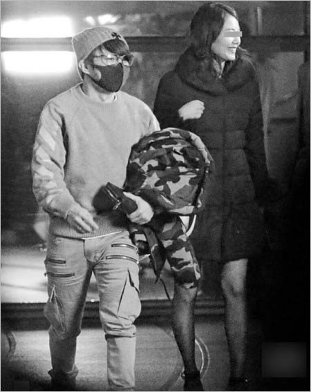 西川貴教と菜々緒似の美女、フライデー最新ツーショット