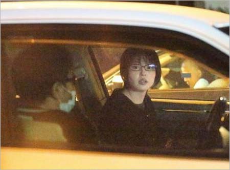 浜田雅功・吉川麻衣子のフライデー不倫スキャンダル写真3枚目