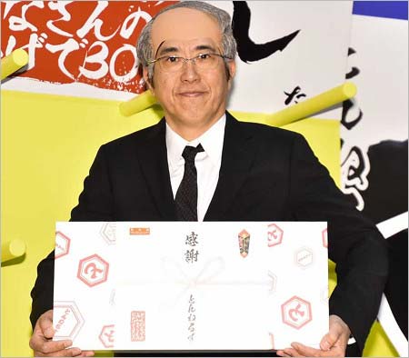 ダーイシに扮した石橋貴明