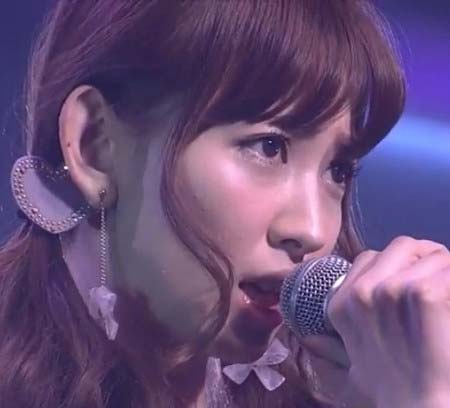 小嶋陽菜の横顔、時期不明