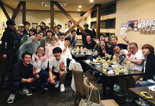 めちゃイケ最終回の打ち上げ集合写真