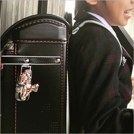 スーパーマリオランドセルを背負う次男・呈くん