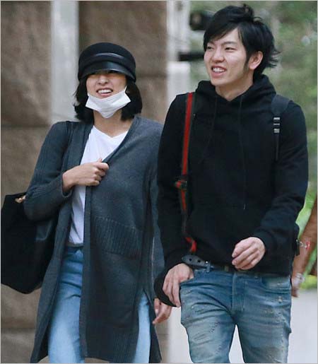 渡辺翔史と浅田舞のプライベートデート、フライデーツーショット