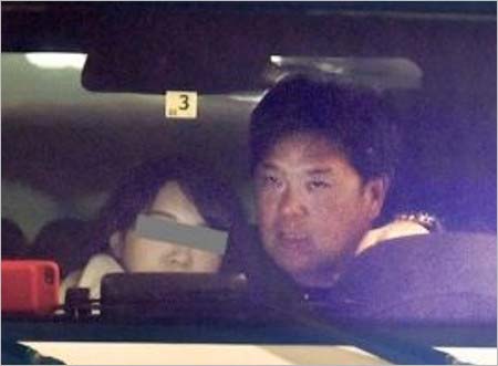 野村克則と不倫相手の密着ツーショット