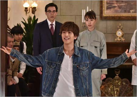 【崖っぷちホテル】第1話のワンシーン