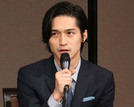 渋谷すばるの会見出席児の錦戸亮