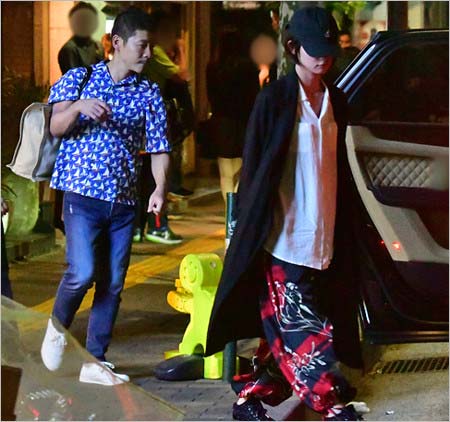 前澤友作社長と剛力彩芽のレストランデート