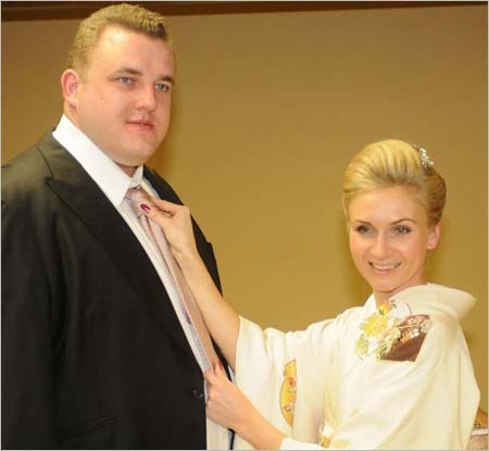 把瑠都&ロシア人妻・エレナ