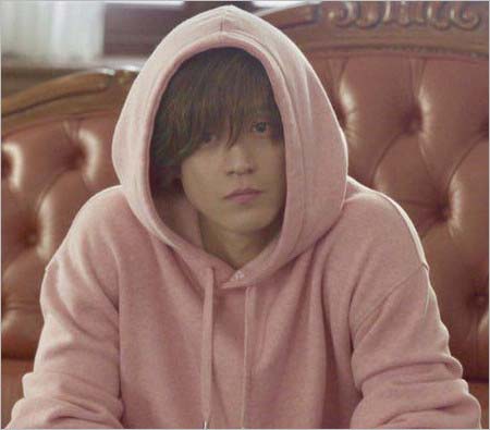 『花のち晴れ』第3話に登場した小栗旬の姿1枚目