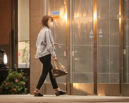 週刊女性、柳沢敦の不倫スキャンダル写真7枚目