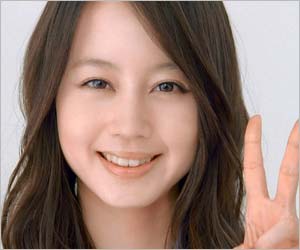 堀北真希が女優復帰しフジテレビ月9ドラマ出演へ 布袋寅泰 今井美樹夫妻が主題歌担当の話も 芸能活動再開の理由は 今日の最新芸能ゴシップニュースサイト 芸トピ