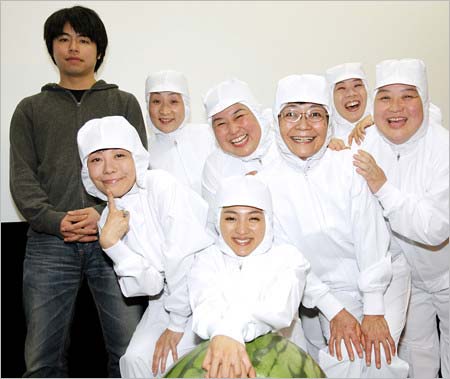 映画『川の底からこんにちは』出演者と石井裕也