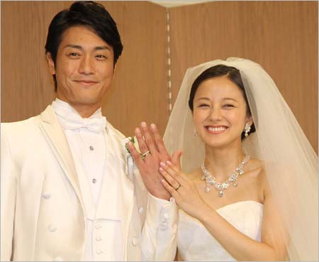 中越典子と永井大の挙式・披露宴ツーショット