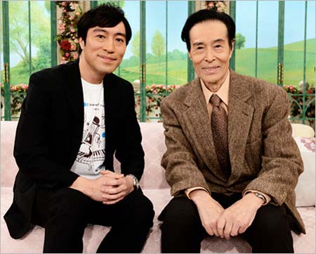 『徹子の部屋』で共演の加藤剛＆次男・加藤頼