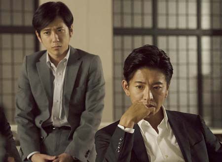 映画『検察側の罪人』木村拓哉・二宮和也のツーショット