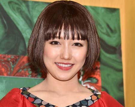 ミュージカル『アメリ』で主演の渡辺麻友