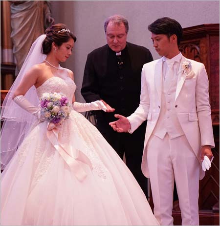 元乃木坂46畠中清羅のインスタグラム、挙式ツーショット