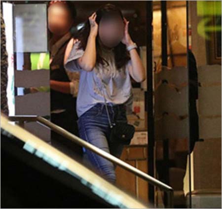 7月16日に高級焼肉店で密会していた櫻井翔とミスコン女王A子、A子の週刊文春カラー写真