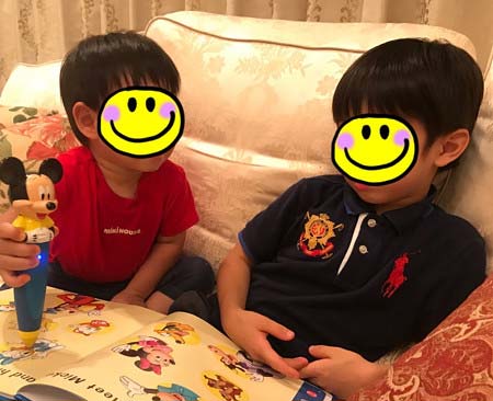 小倉優子の長男と次男の画像