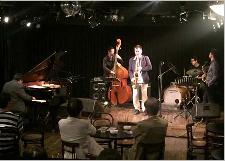 『Café & Bar Fiesta(フィエスタ)札幌』