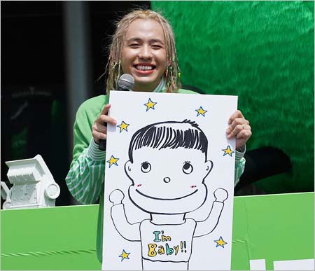 『SUUMO』イベントでリンクの似顔絵を公開したりゅうちぇる