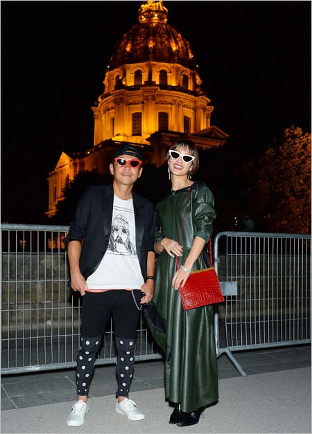 パリコレ参加の剛力彩芽＆ZOZO前澤友作社長