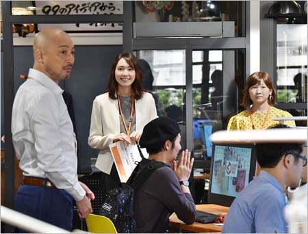 獣になれない私たちの第1話ワンシーン