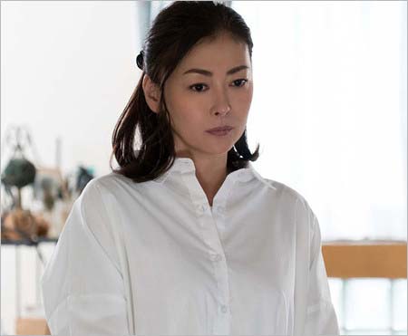 中山美穂(なかやまみほ)『黄昏流星群 -人生折り返し、恋をした-』