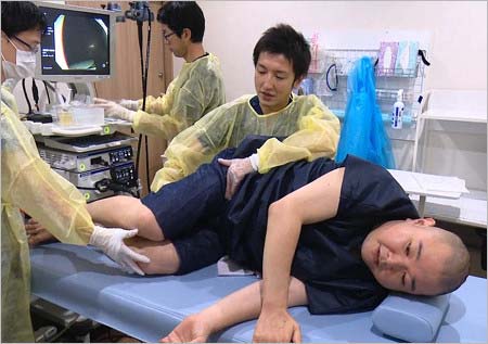内山信二が大腸ポリープ検査