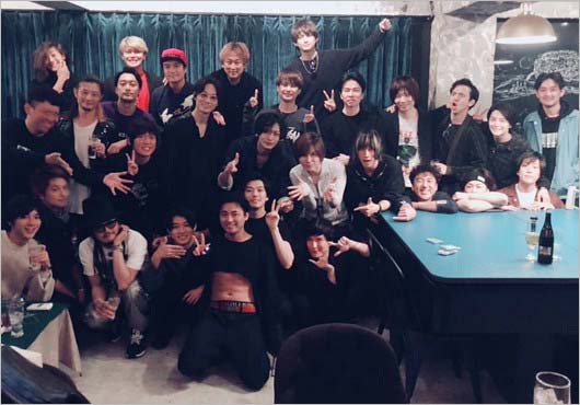 山田孝之の誕生日会の参加者