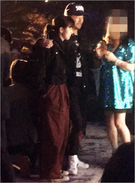 中田クルミと浅野忠信の最新プライベート写真