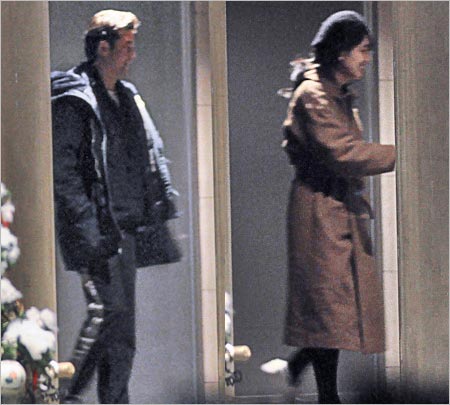 中田クルミと浅野忠信が同棲の自宅マンション