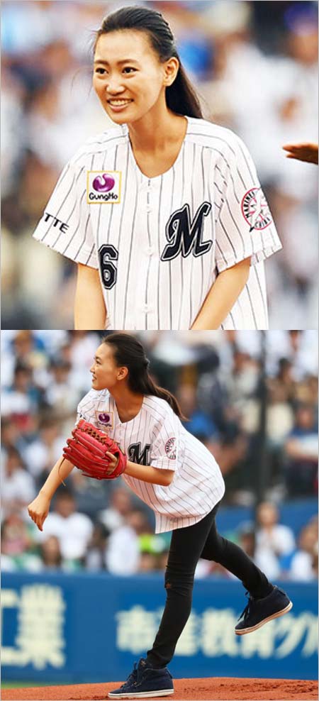 井口資仁監督の引退試合で始球式を務めた長女・琳王