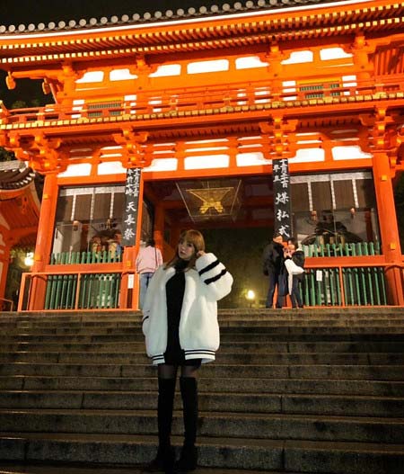 浜崎あゆみの神社匂わせ?画像